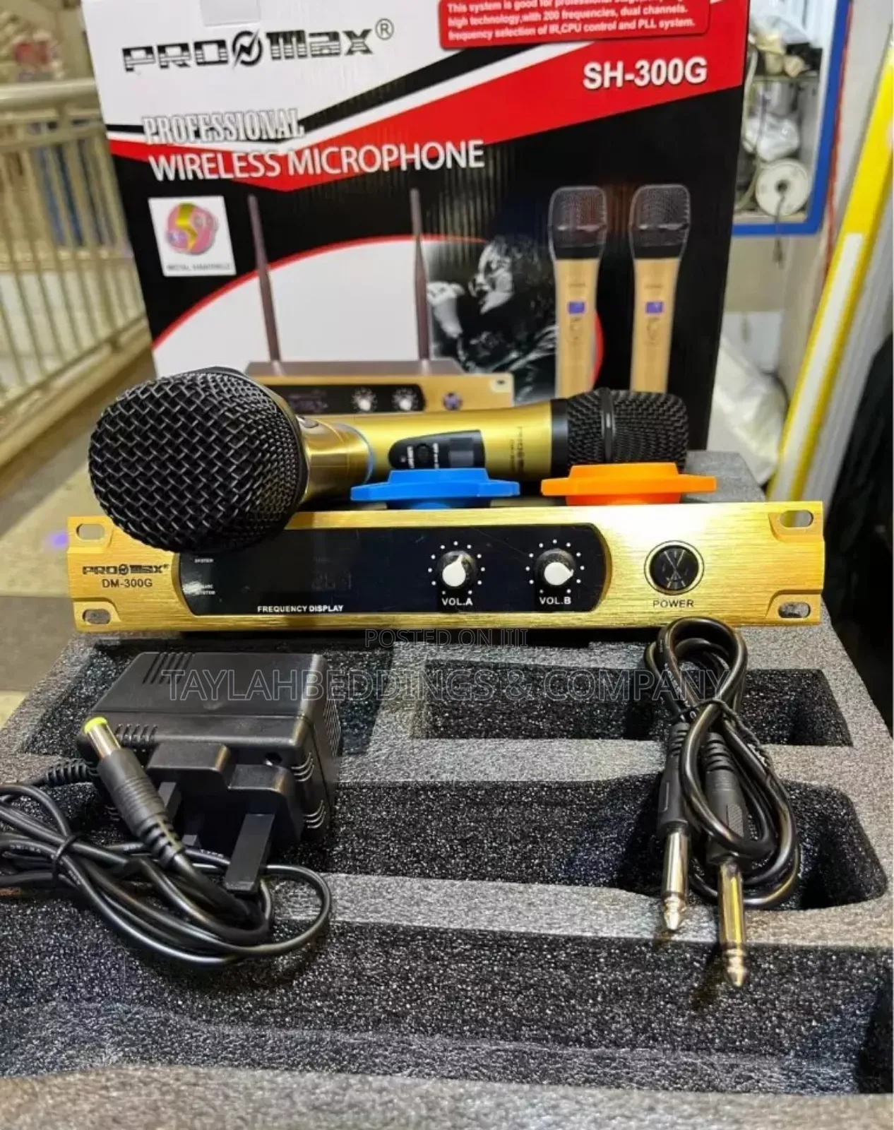 Pro Max Professional Wireless Microphone-Gold