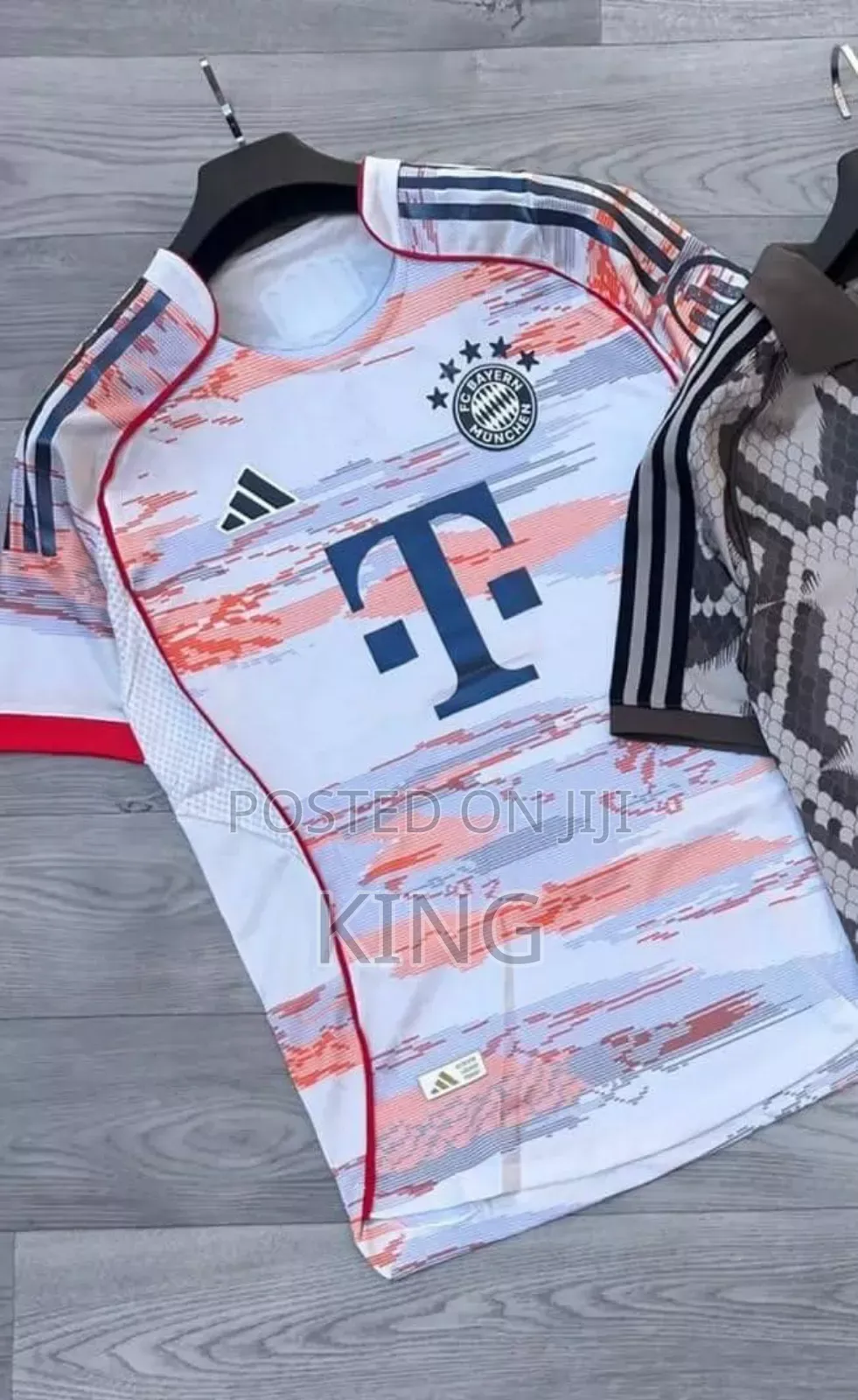 Team -Pride Bayern Munich 2025/26 Away Kit