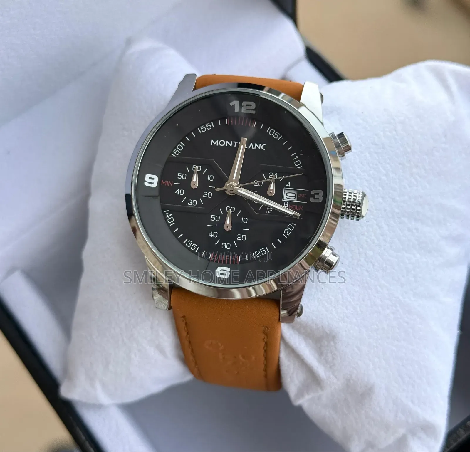 Unique Montblanc Classy Analog Men's Wrist Time Piece