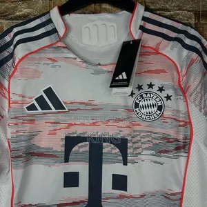Stripped Bayern Munich 2025/26 Away Kit