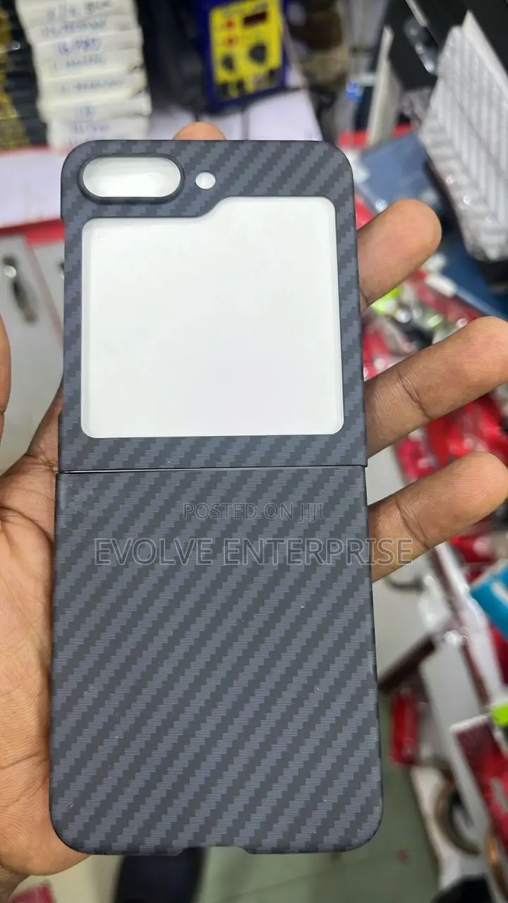 Samsung Galaxy Z Flip 5 / 6 Luxury Cases