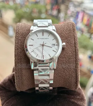 20% Discount Sales on Burberry Gift Box Time Piece