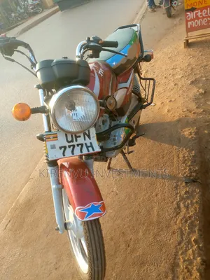 Photo - TVS HLX 125 2019 Red