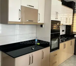 Refined Kitchen Worktops in Granite Marble