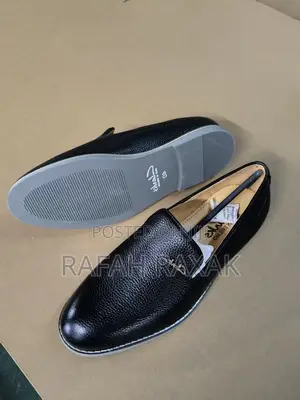 Original Black Clarks Smart Casual/Gentle Leather Loafers
