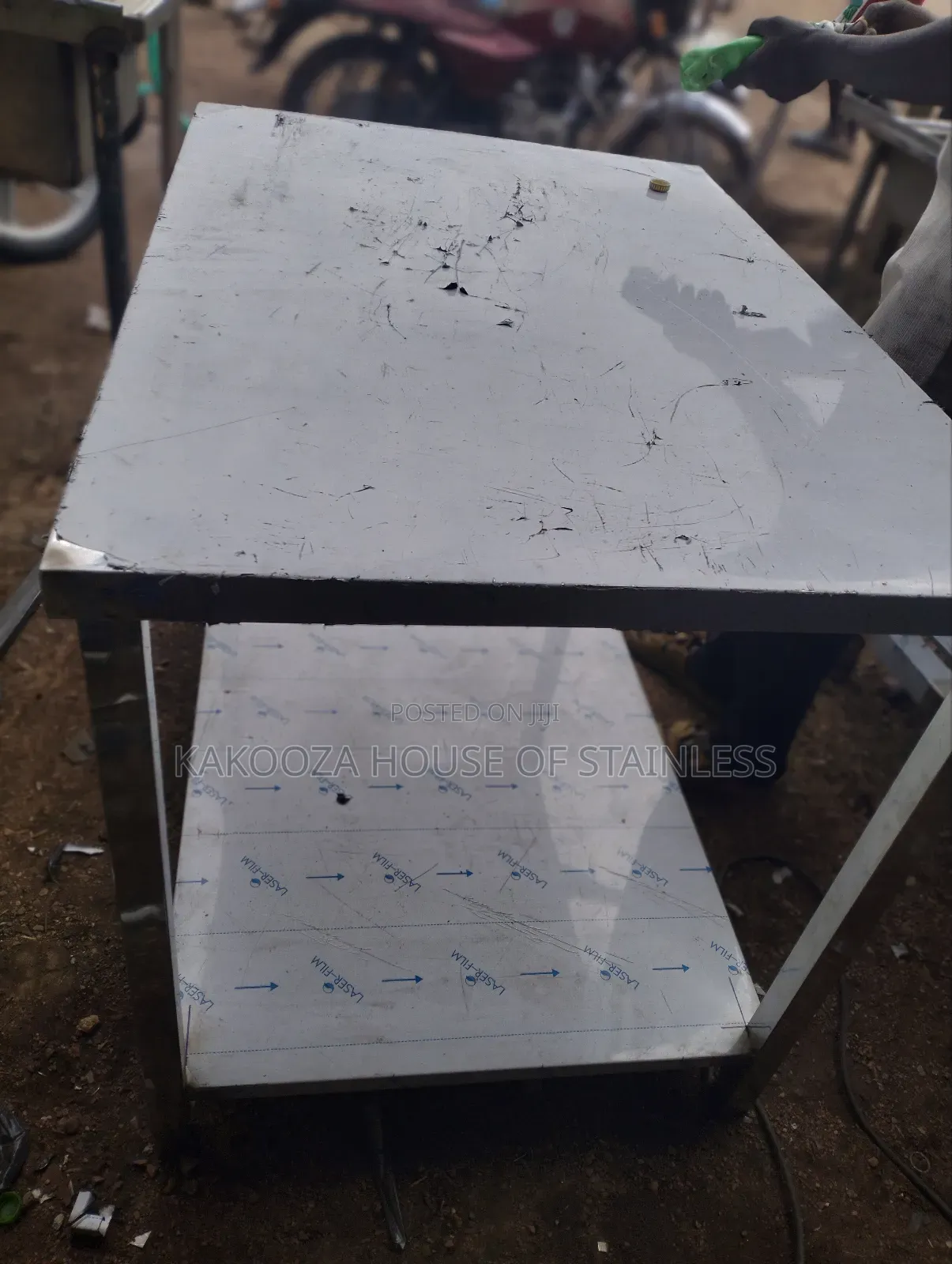 Stainless Steel Working Table With Shelve
