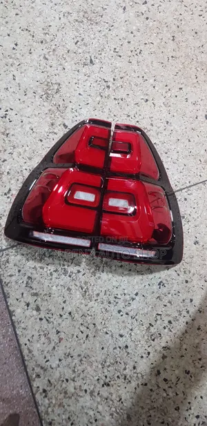 Landcruiser Lc120 ( Ronaldo) Led Taillamps