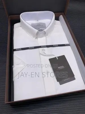 Moss Plain White Short Sleeved Shirts
