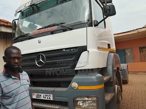 Mercedes Axor