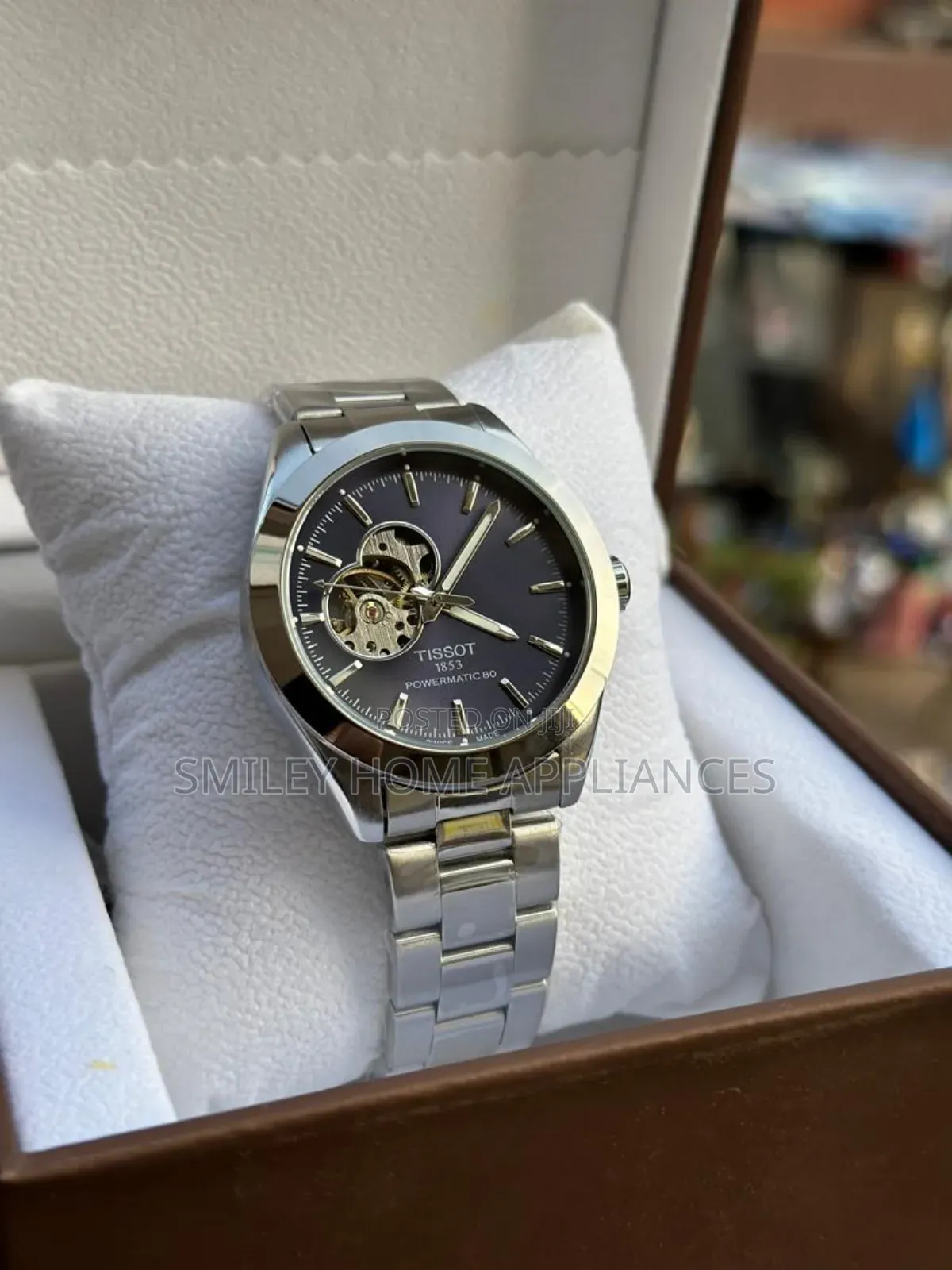 Tissot Men's Original Desginer Wrist Time Piece at Discount