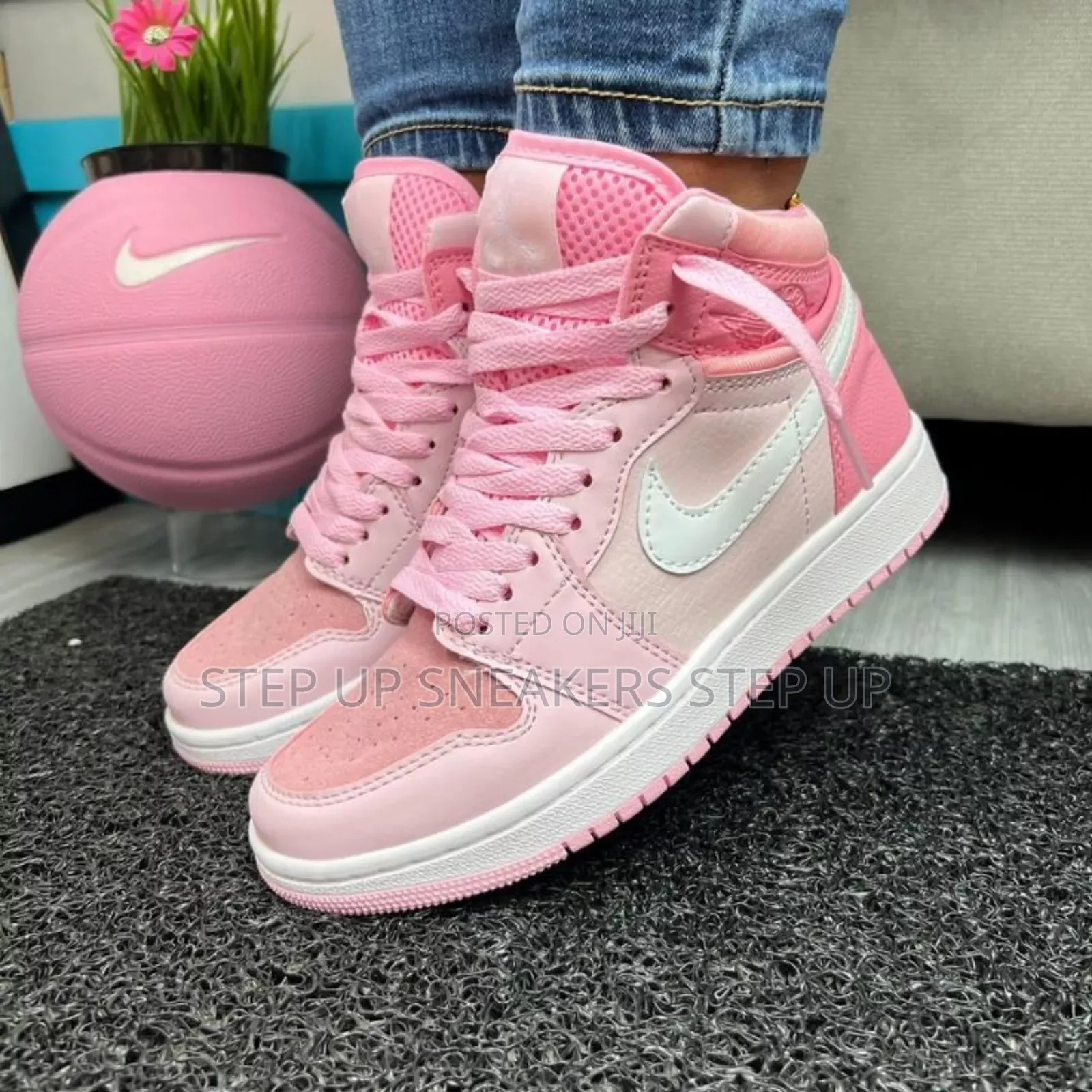 Ladies Original Air Jordan Sneakers