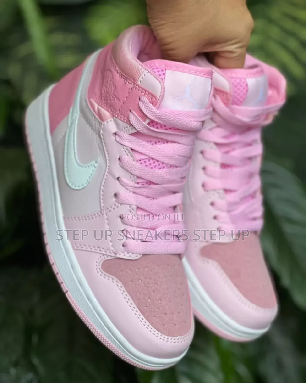 Ladies Original Air Jordan Sneakers