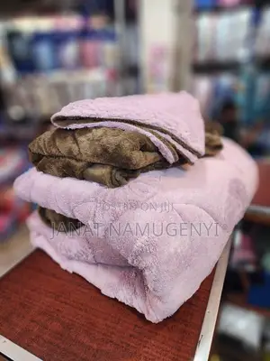 Purple Tuffed Duvet With 2 Pillowcases