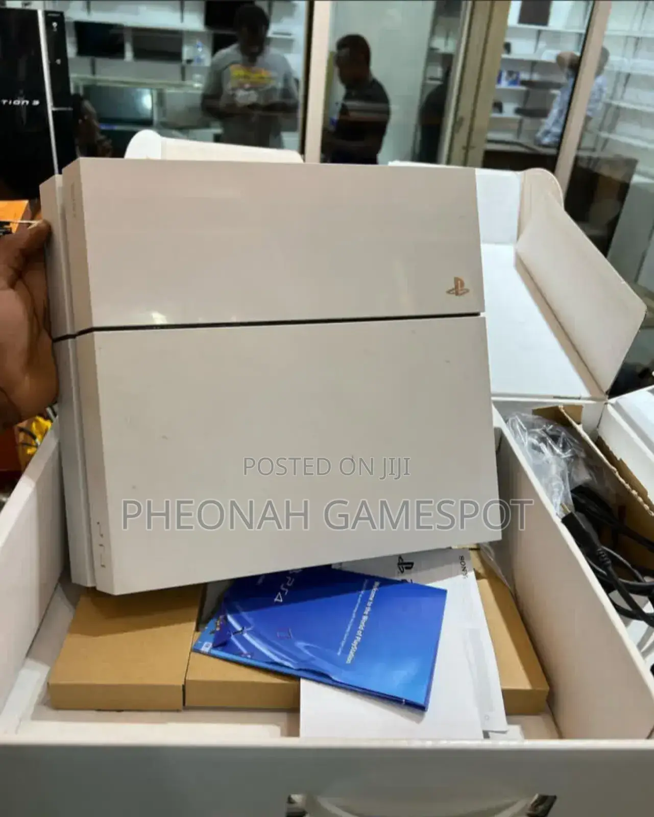 Ps4, 10 Games, Controllers