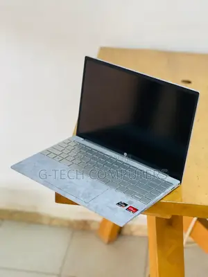 New Laptop HP Pavilion 13 16GB AMD Ryzen 7 SSD 512GB