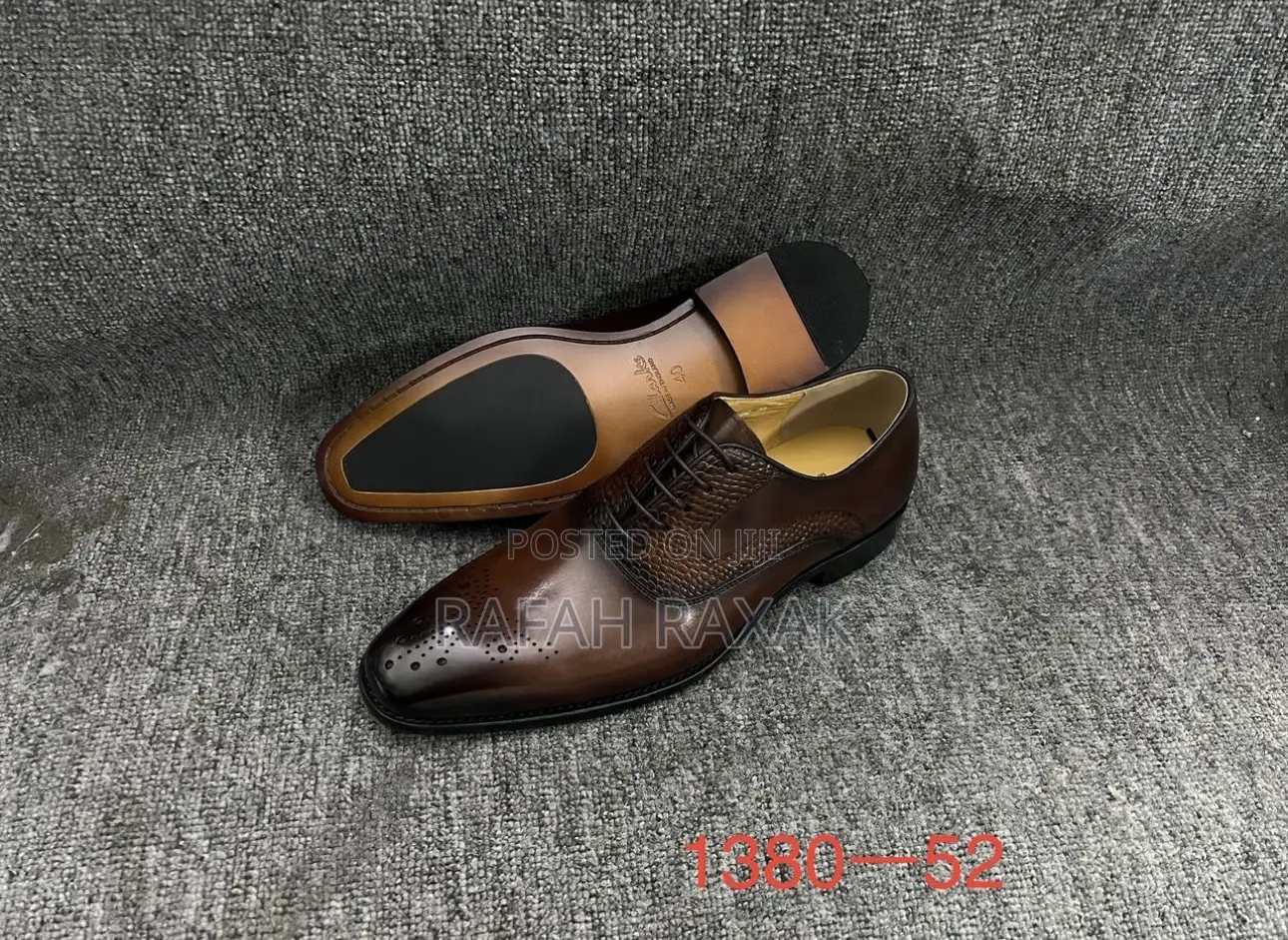 Men’S Classic Brown Clarks Gentle Lace Up Oxfords