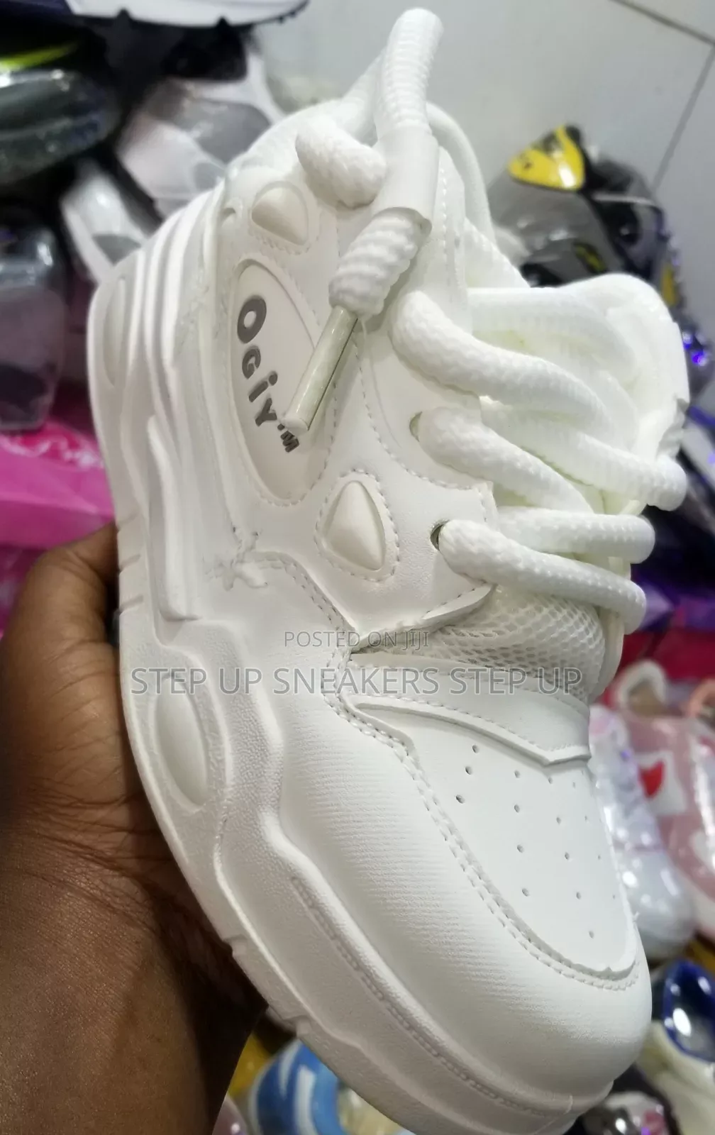 Ogiy White Sneakers