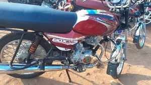 Bajaj Boxer 100 2022 Red