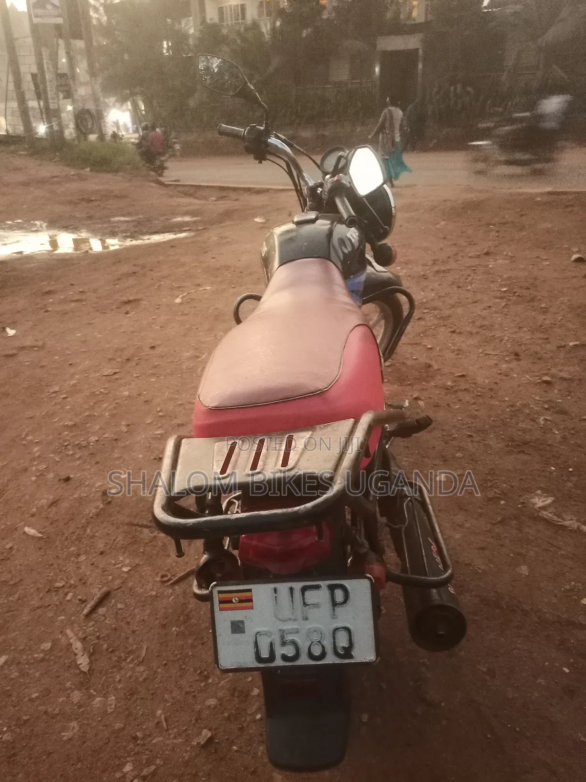 TVS HLX 125 2023 Black