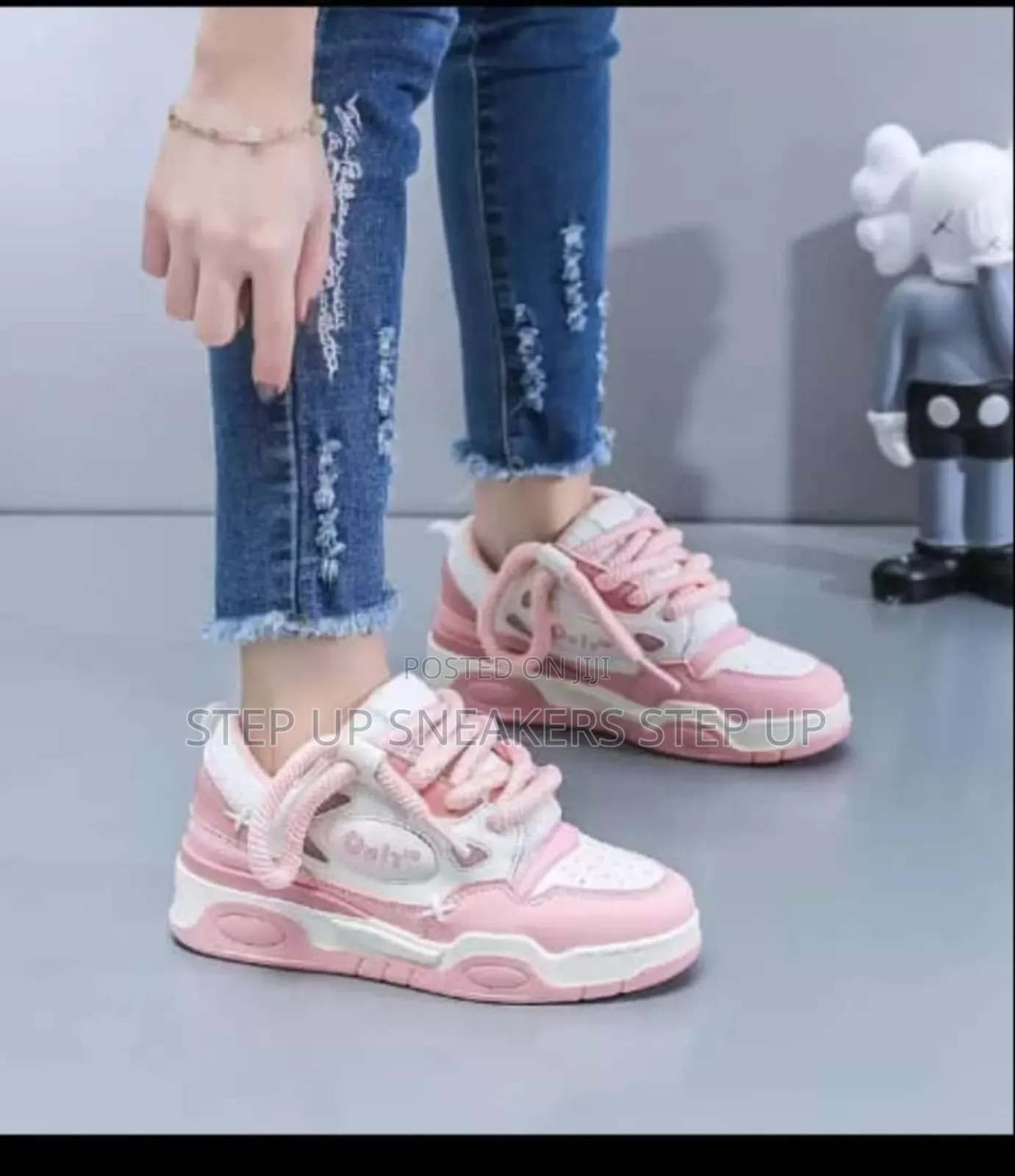 Ogiy Sneakers