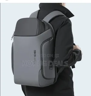Water Resistant Laptop Bag With Usb Charging Port - Black