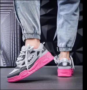 Ogiy Sneakers