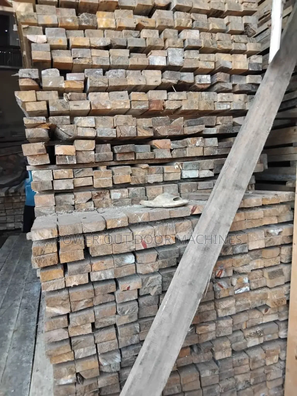 Timber Logs 4×4, 6×2 , 9×2, 3×4