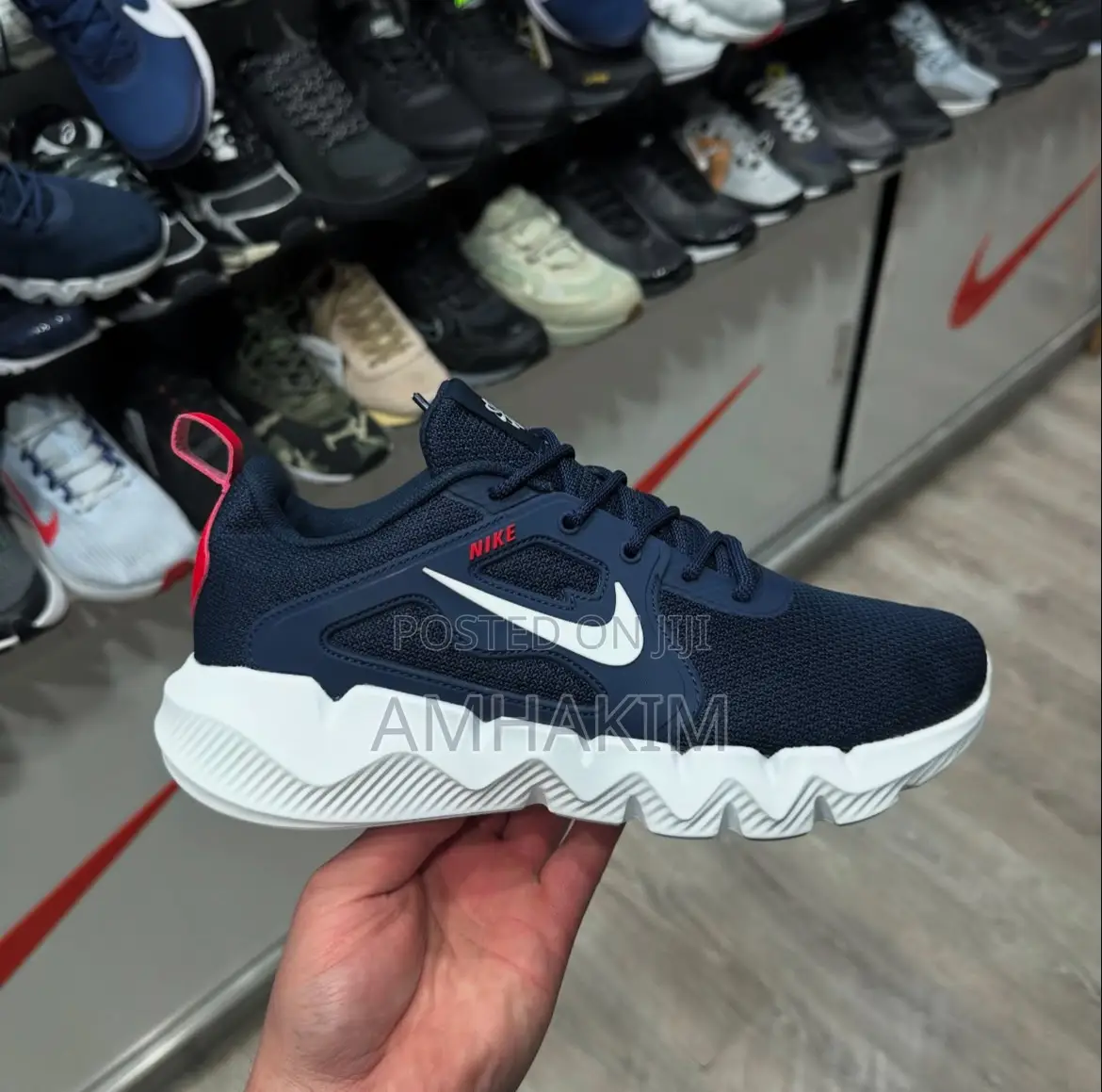 New Men's Star Nike Runner Sneakers in Stock