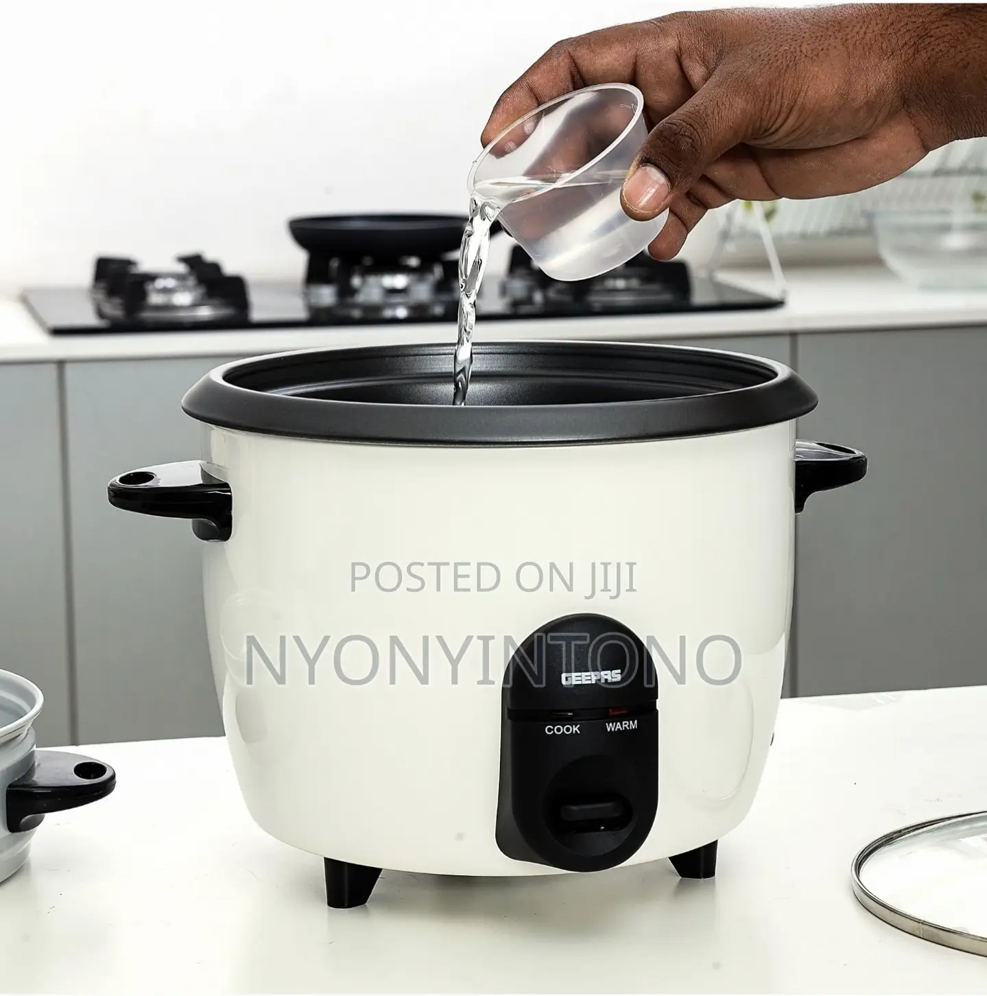 Geepas 1.5liters High-Quality Rice Cooker With Steamer