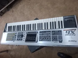 Photo - Roland Phantom X6 Work Station