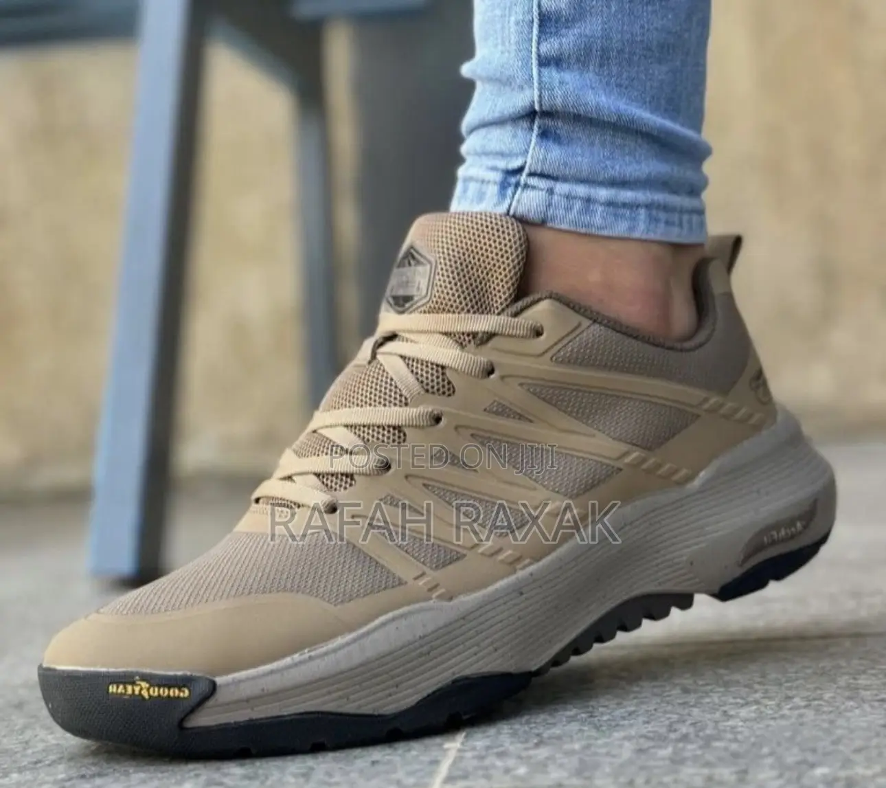 Original Brown Skechers Arch Fit Trail Trainer Sneakers