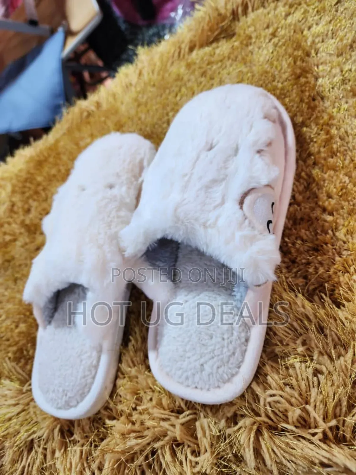 Warm Fluffy Lightweight Bedroom Indoor Sandals (38-44 Size)