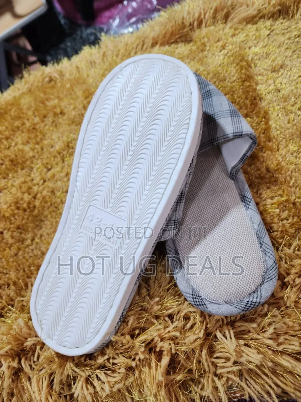 Warm Fluffy Lightweight Bedroom Indoor Sandals (40-44 Size)