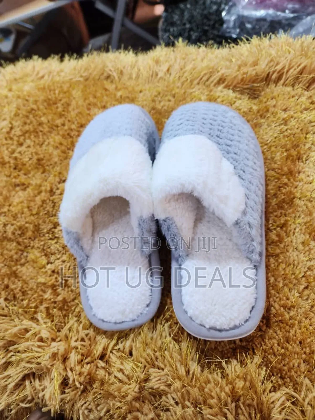 Warm Fluffy Lightweight Bedroom Indoor Sandals (40 -44 Size)