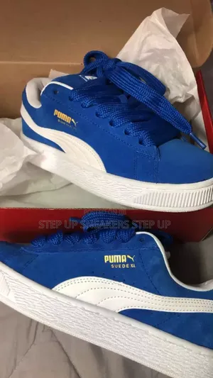 Puma Suede Sneakers