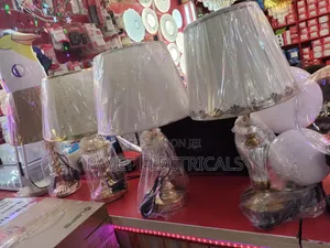 Classic Bedside Table Lamp