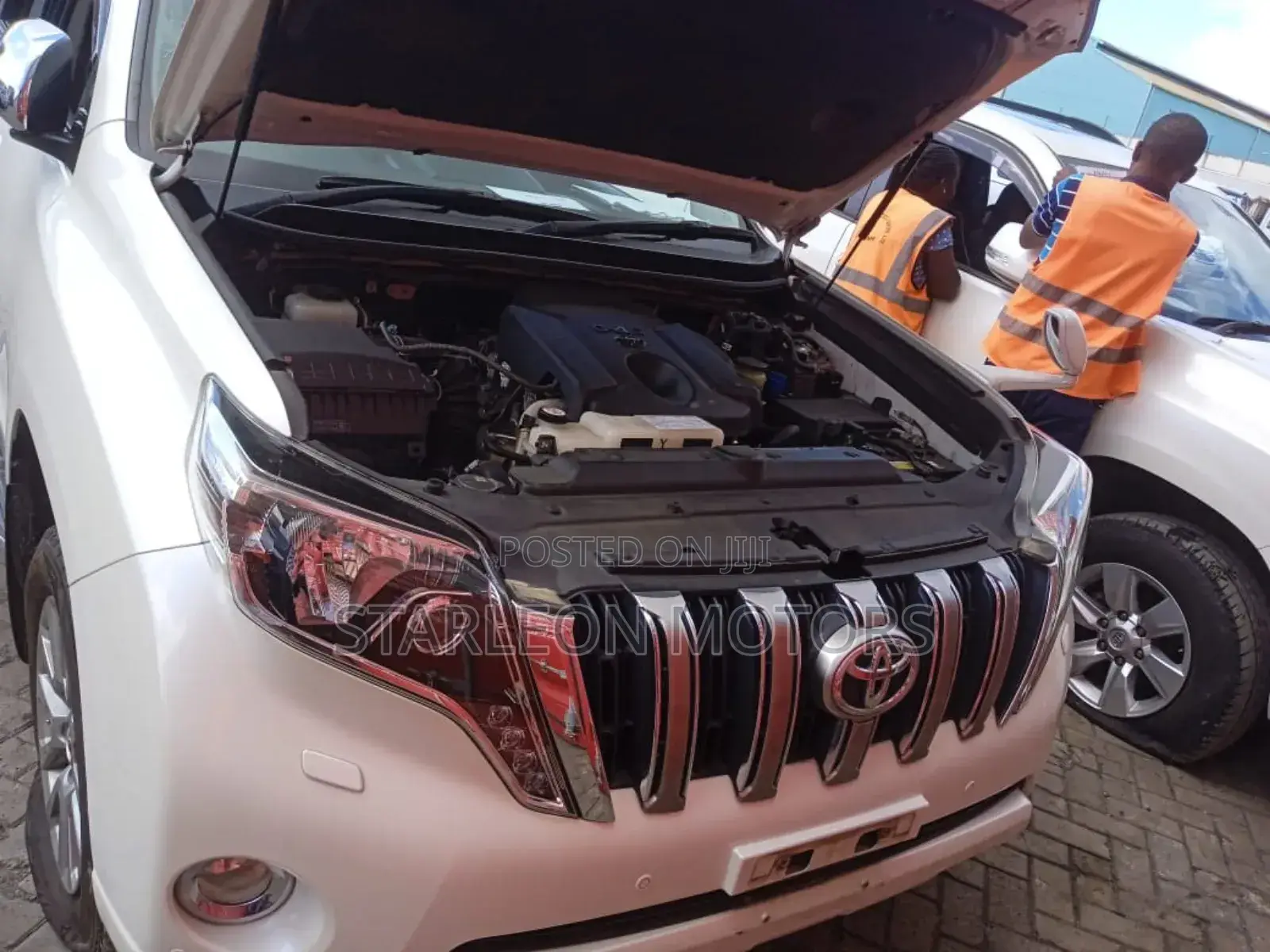 Toyota Land Cruiser Prado 2.8 D-4D 2016 White