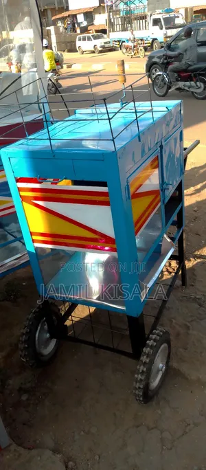 Charcoal Popcorn Machine With H Wheels