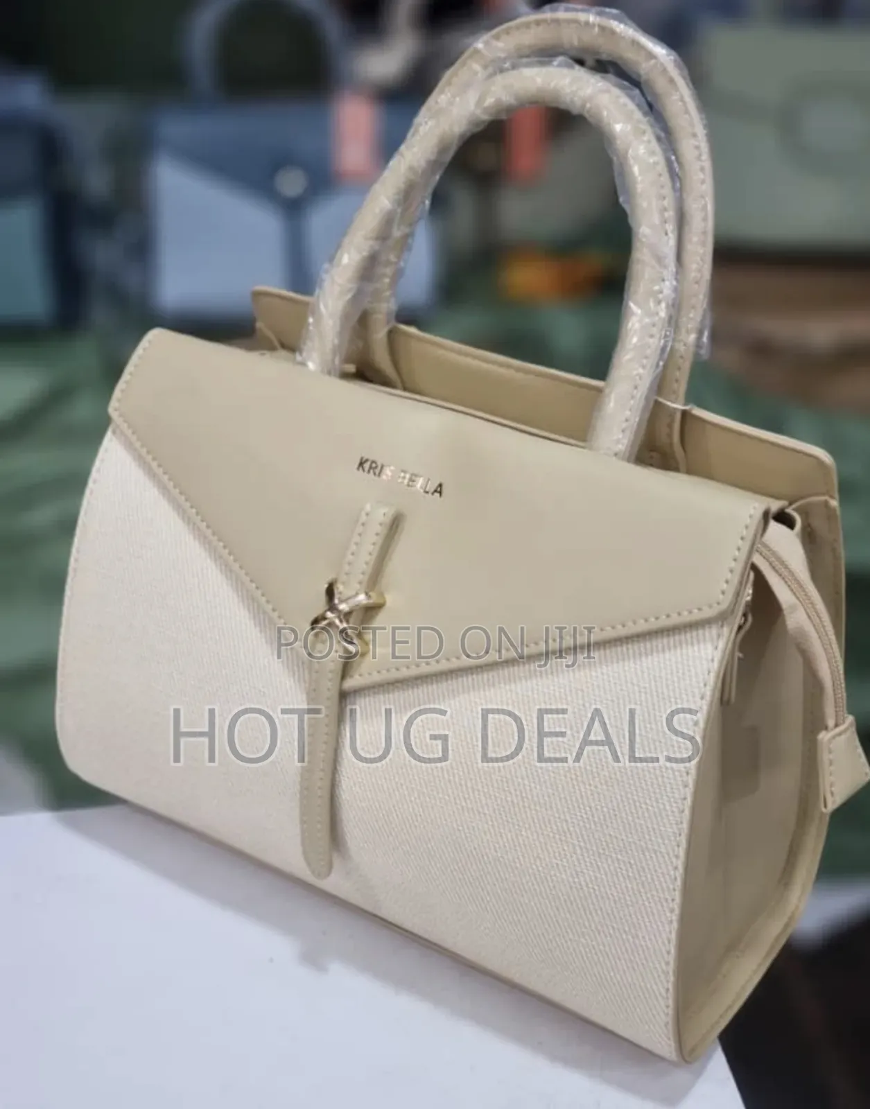 Ladies Chrisbella Classic Handbag - Black