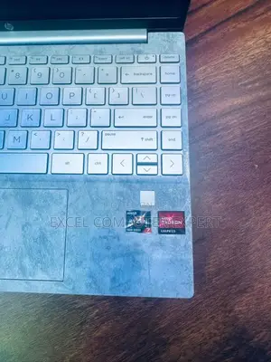 New Laptop HP Pavilion 13 16GB AMD Ryzen 7 SSD 512GB