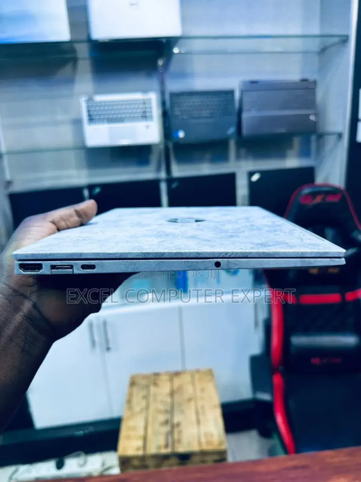 New Laptop HP Pavilion 13 16GB AMD Ryzen 7 SSD 512GB