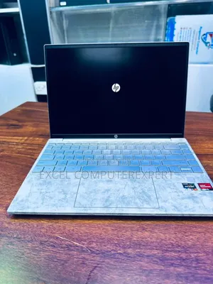 New Laptop HP Pavilion 13 16GB AMD Ryzen 7 SSD 512GB