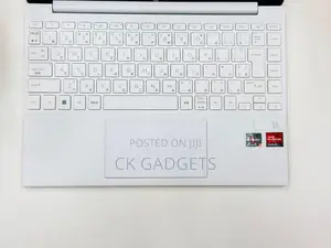 New Laptop HP Pavilion 13 16GB AMD Ryzen 7 SSD 512GB