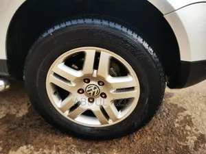 Volkswagen Touareg 2004 Silver
