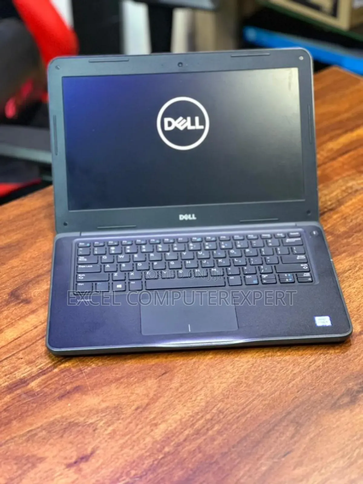 New Laptop Dell Latitude 13 3380 8GB Intel Core I5 HDD 500GB