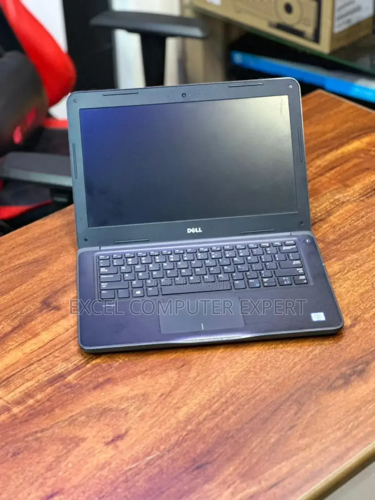 New Laptop Dell Latitude 13 3380 8GB Intel Core I5 HDD 500GB