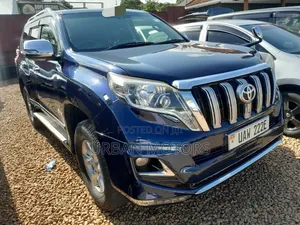 Photo - Toyota Land Cruiser Prado 2013 Blue