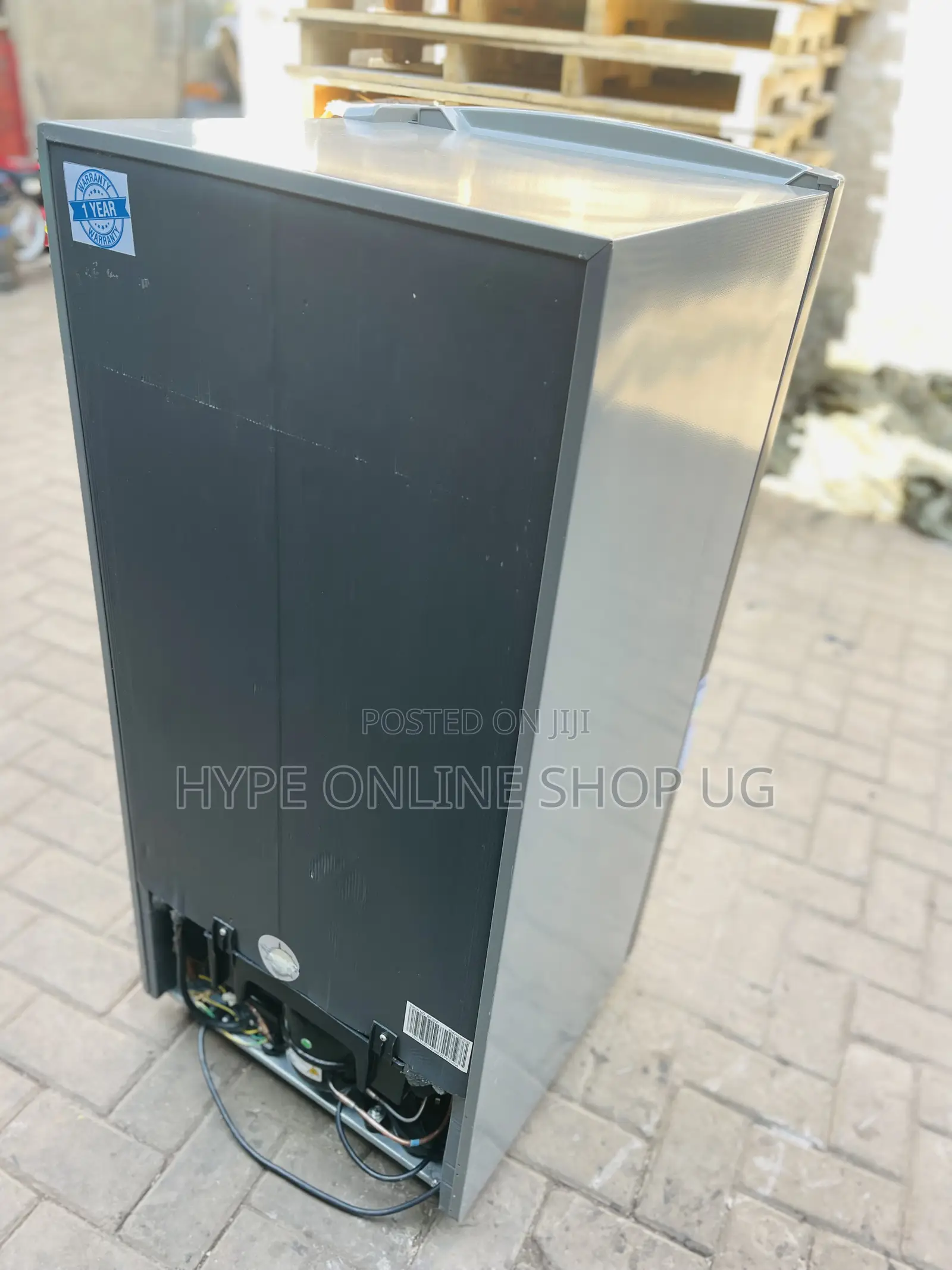 London Used 195l Hisense Fridge,3yrs Warranty