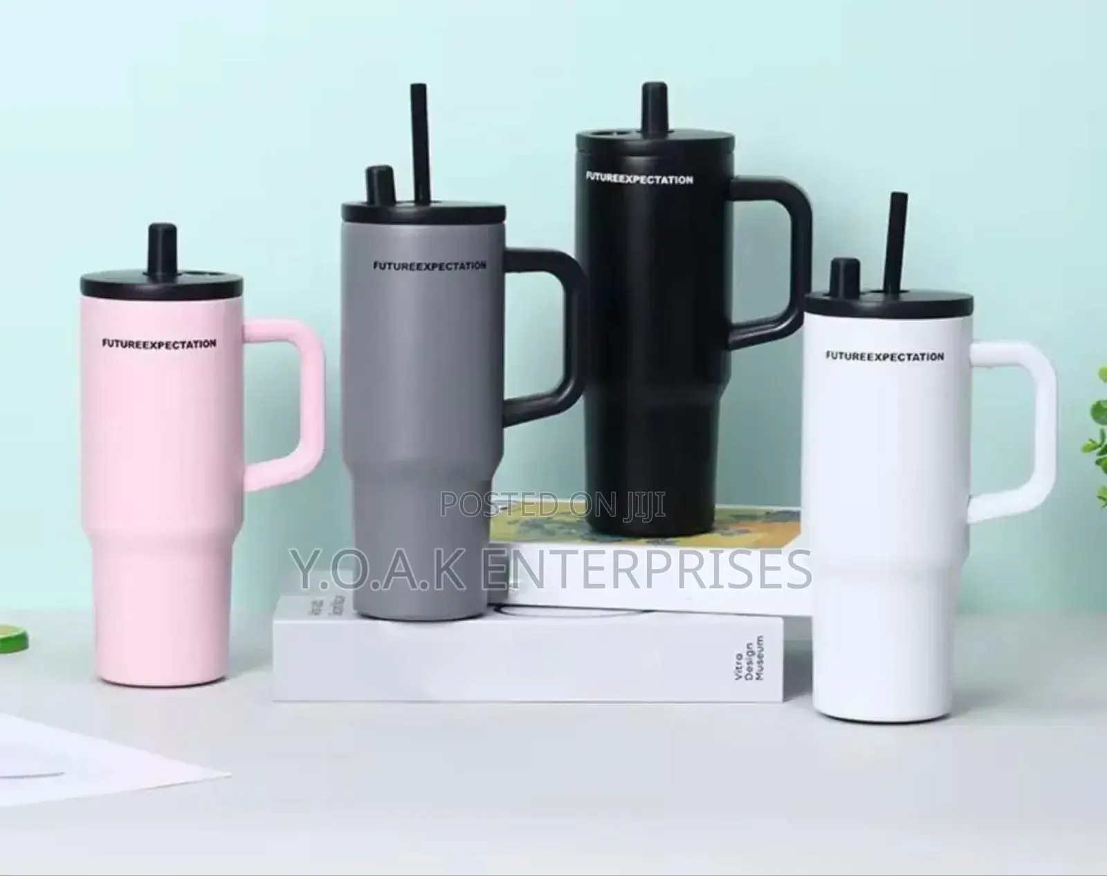 Original Steel Colored Vacuum Cups With a Straw