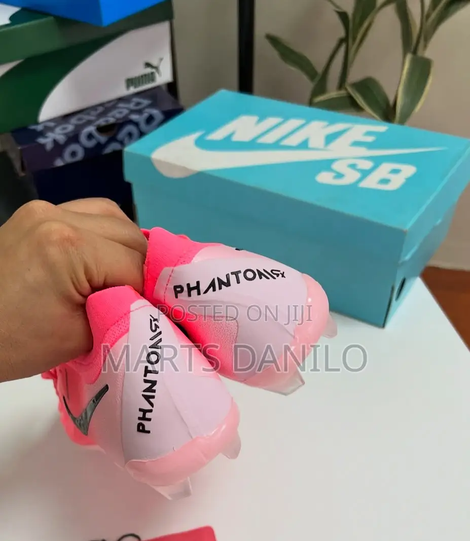 Phantom Football Boots